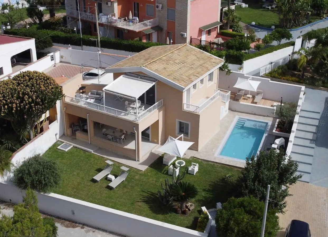 Luxury Villa Urania With Pool - Stella Del Mare Fontanebianche Fontane Bianche 0*,